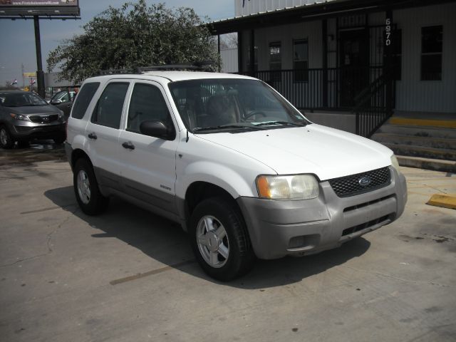 Ford Escape 2002 photo 2