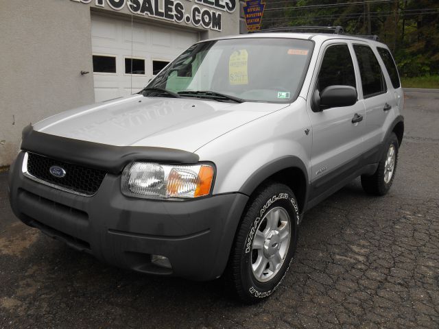 Ford Escape 2002 photo 2