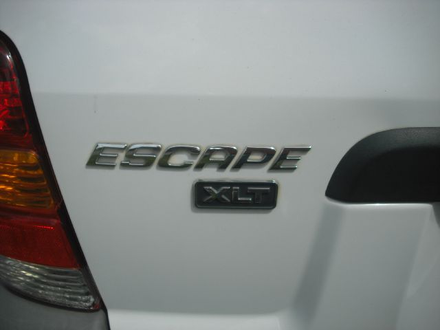 Ford Escape 2002 photo 3