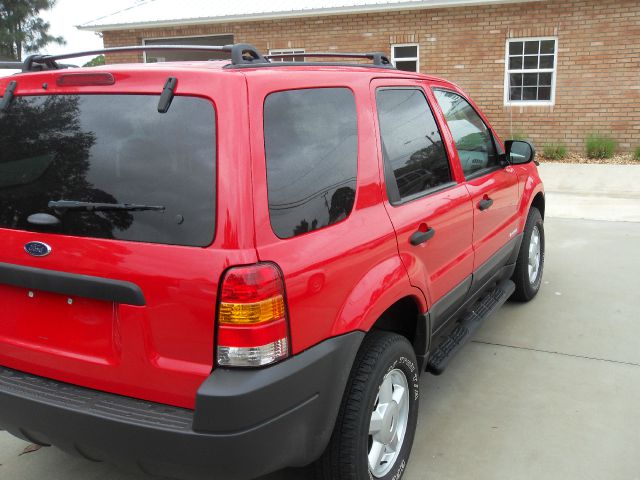 Ford Escape 2002 photo 2