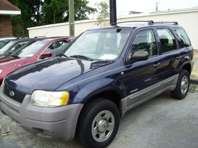 Ford Escape 2002 photo 1