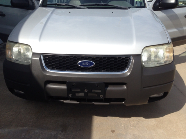 Ford Escape 2002 photo 1