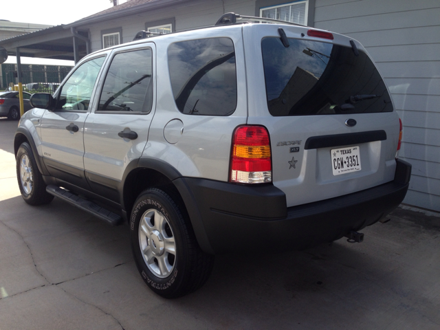 Ford Escape 2002 photo 3