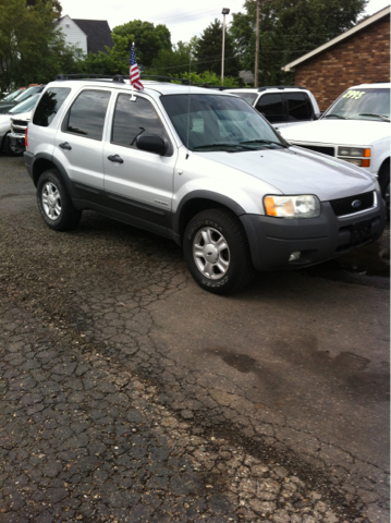 Ford Escape 2002 photo 1