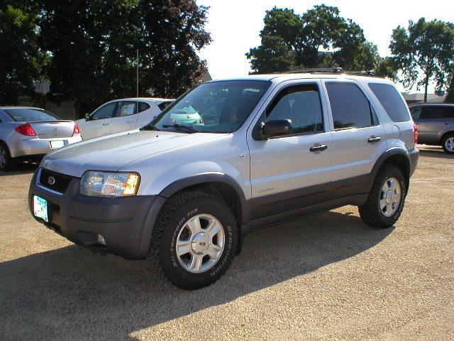 Ford Escape 2002 photo 1