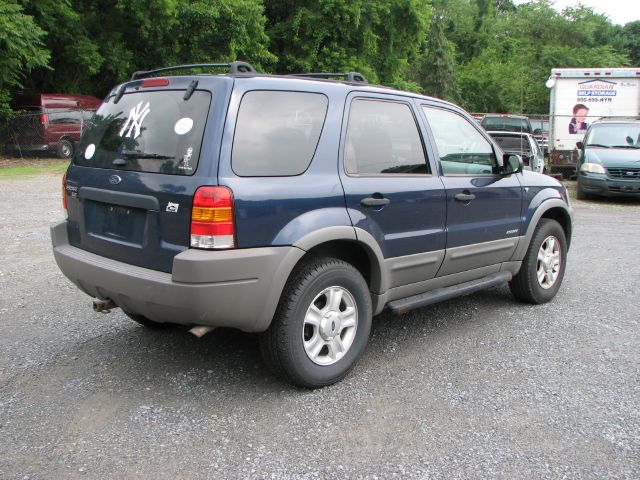 Ford Escape 2002 photo 3