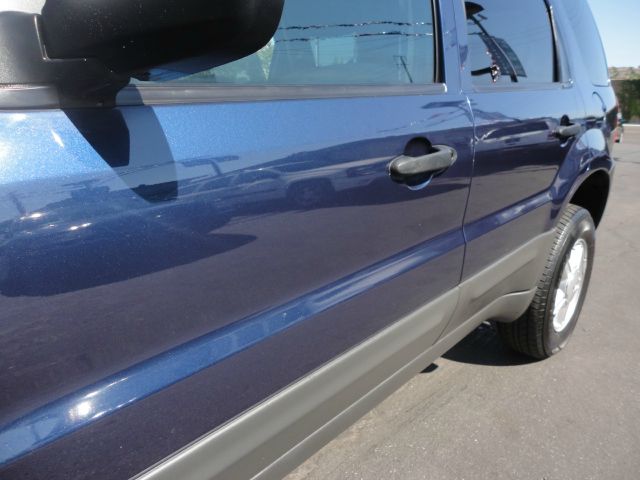 Ford Escape 2003 photo 4
