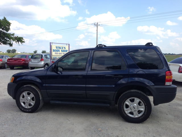 Ford Escape 2003 photo 1