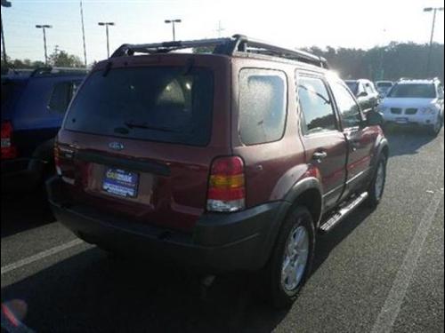 Ford Escape 2003 photo 1