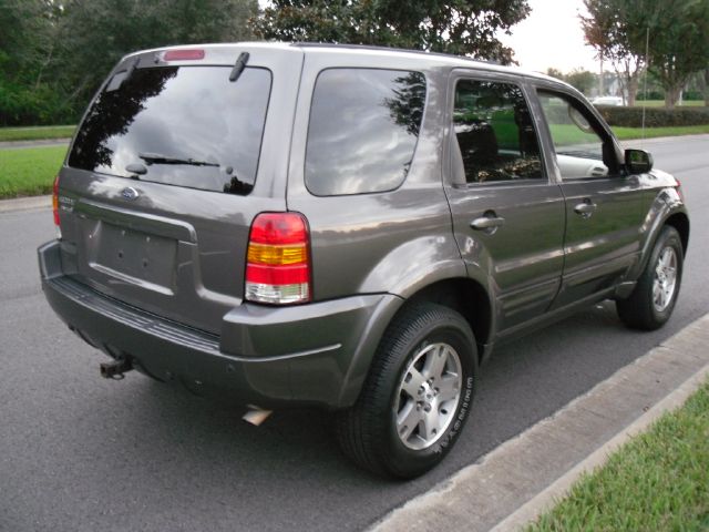 Ford Escape 2003 photo 3