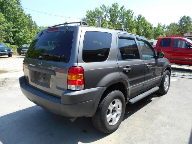 Ford Escape 2003 photo 2