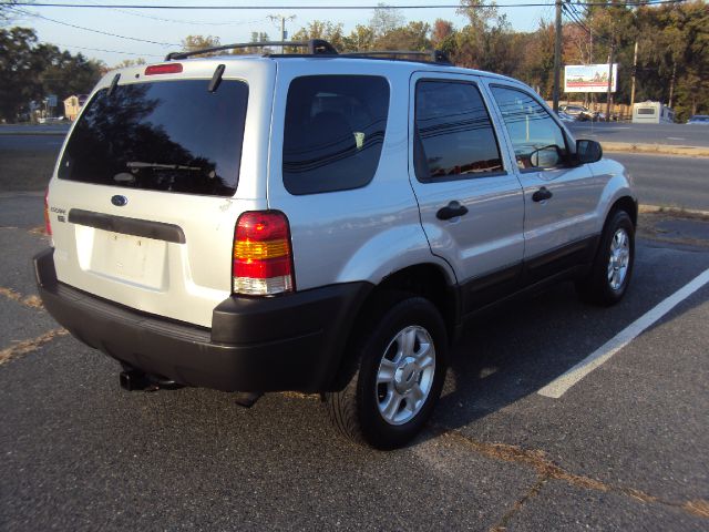 Ford Escape 2003 photo 3