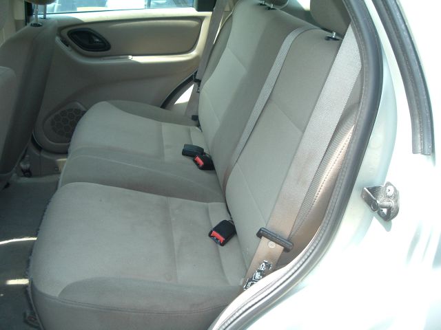 Ford Escape 2003 photo 1