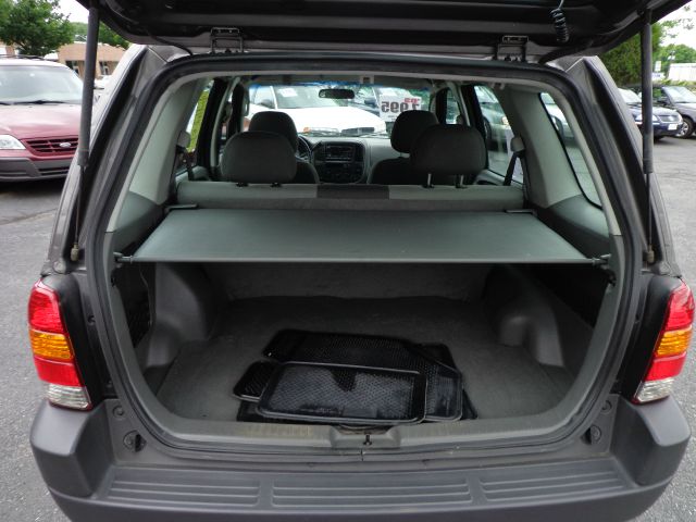 Ford Escape 4wdsxt SUV