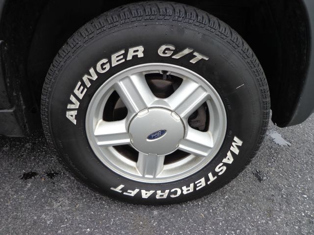 Ford Escape 2003 photo 10