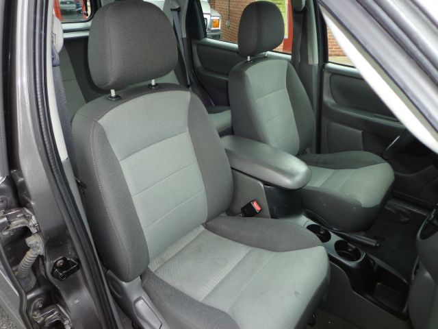 Ford Escape 2003 photo 6