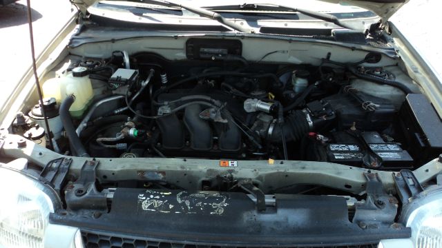 Ford Escape 2003 photo 4