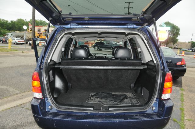 Ford Escape 2003 photo 3
