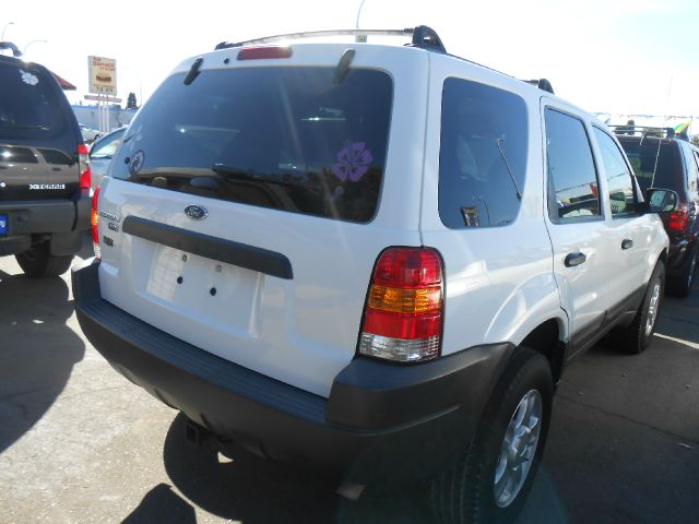 Ford Escape 2003 photo 4