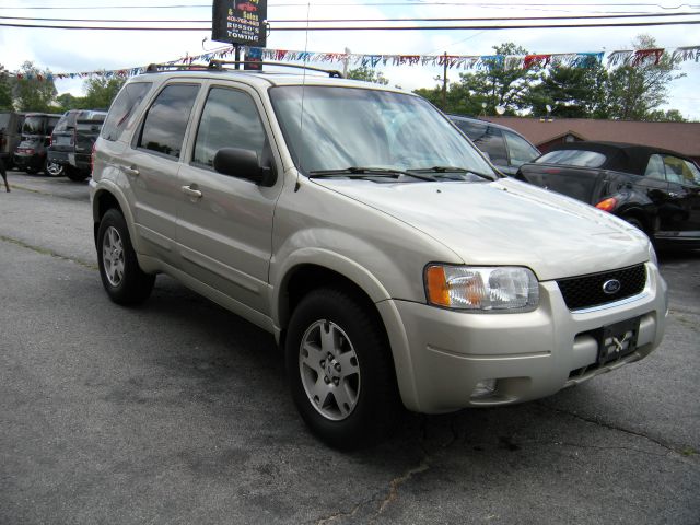 Ford Escape 2003 photo 1