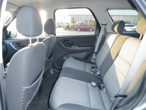 Ford Escape 2003 photo 1