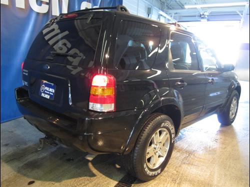 Ford Escape 2003 photo 1