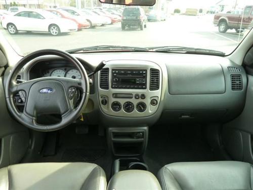 Ford Escape 2003 photo 3