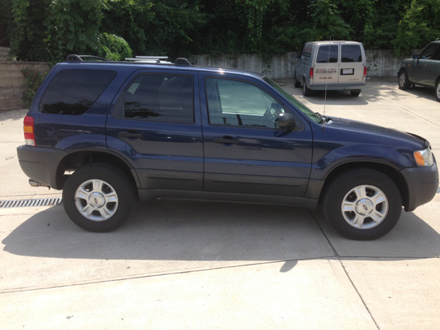 Ford Escape 2003 photo 3