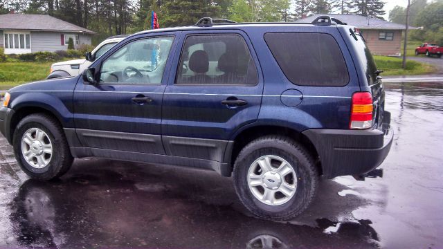 Ford Escape 2003 photo 1