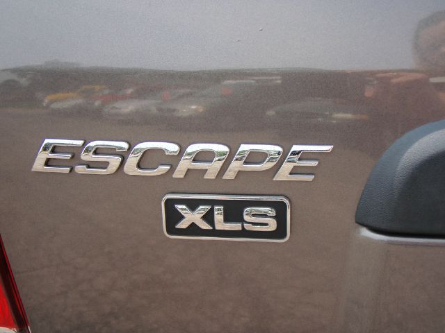 Ford Escape 2003 photo 3