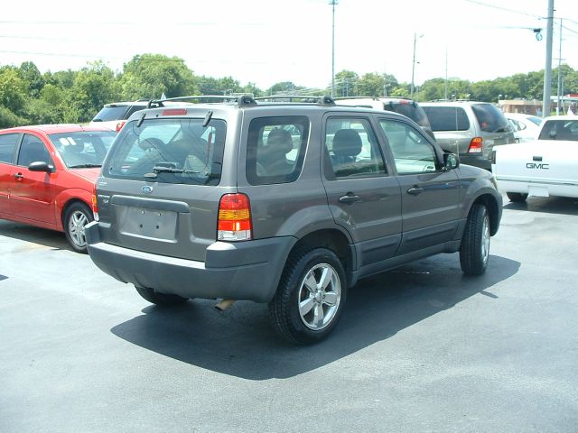 Ford Escape 2003 photo 1