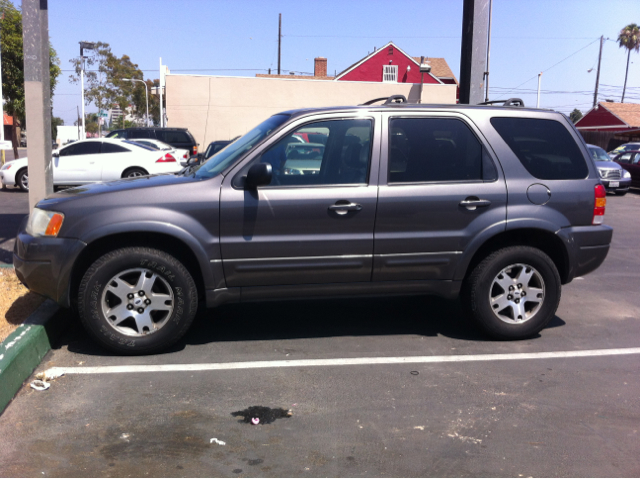 Ford Escape 2003 photo 1