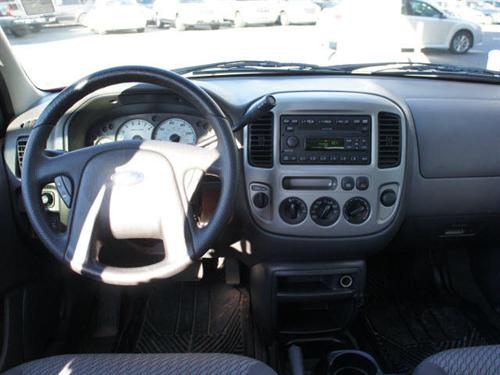 Ford Escape 2003 photo 4