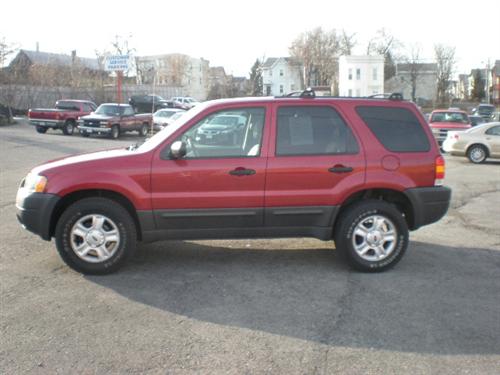Ford Escape 2003 photo 1