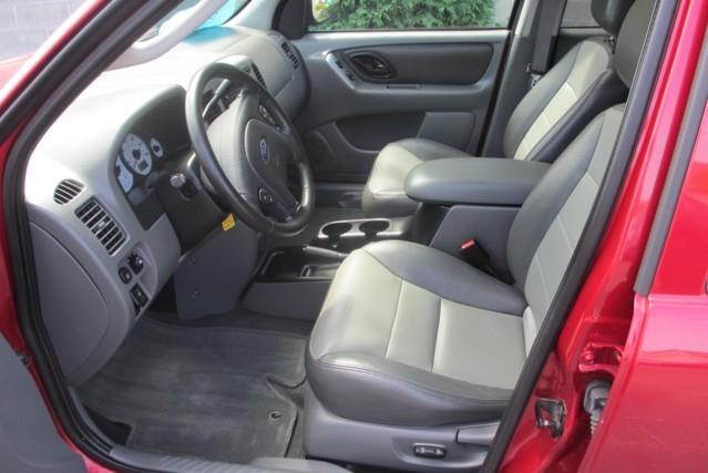 Ford Escape 2003 photo 4