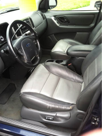 Ford Escape 2003 photo 3