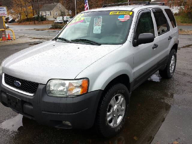 Ford Escape 2003 photo 1