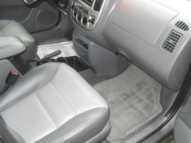 Ford Escape Sxt/4x4 SUV