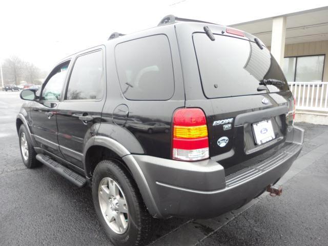 Ford Escape 2003 photo 2