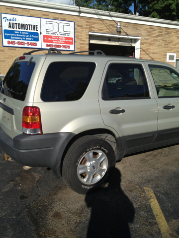 Ford Escape 2003 photo 3