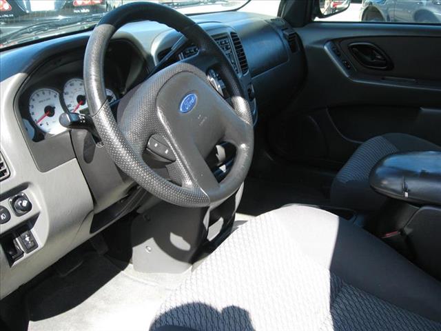 Ford Escape 2003 photo 4