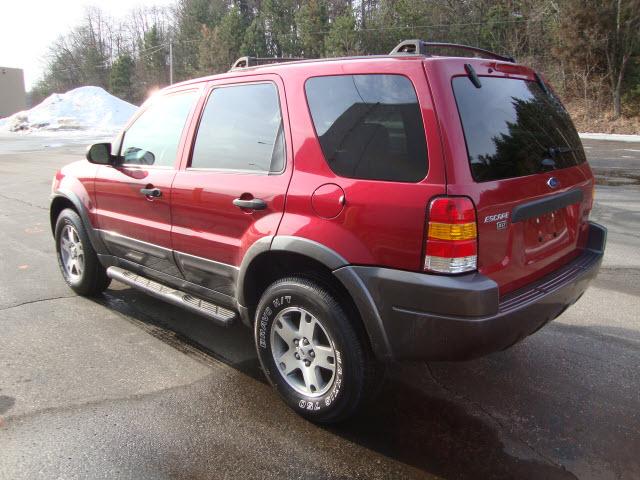 Ford Escape 2004 photo 3