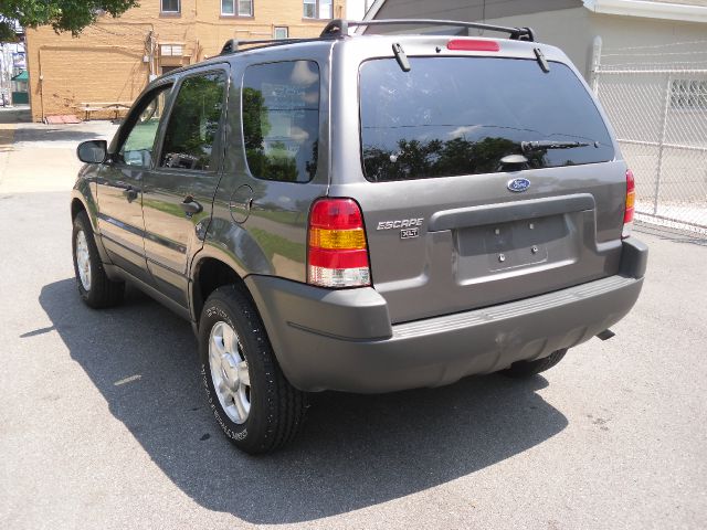 Ford Escape 2004 photo 3
