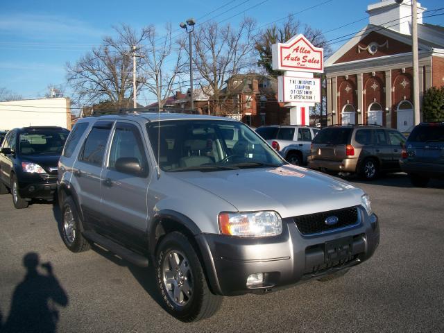 Ford Escape 2004 photo 1