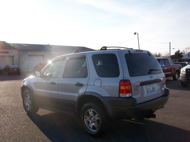Ford Escape 2004 photo 3