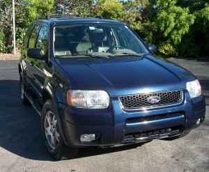 Ford Escape 2004 photo 1