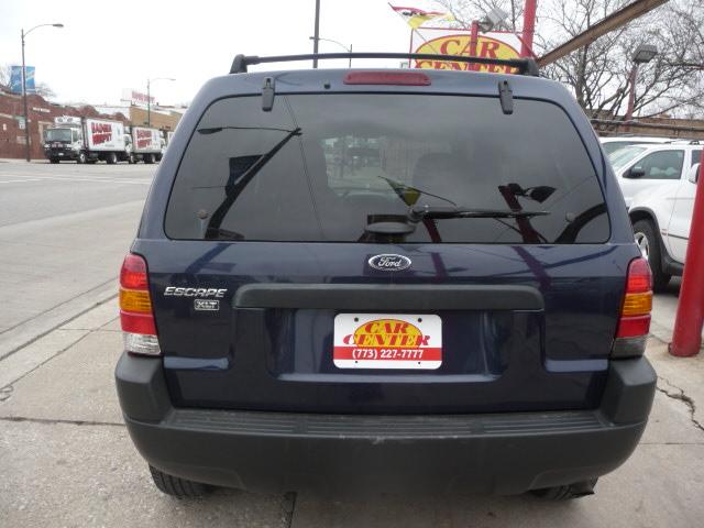 Ford Escape 2004 photo 3