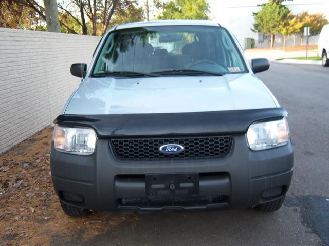 Ford Escape 2004 photo 1