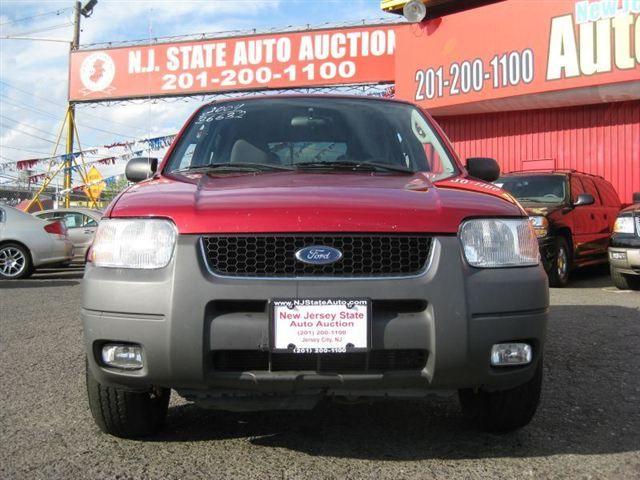 Ford Escape 2004 photo 2