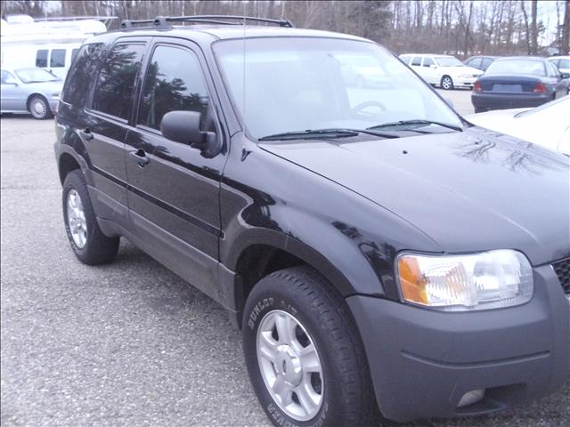 Ford Escape 2004 photo 2